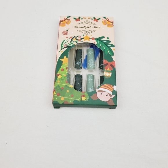 24 Pieces Fake press on nails - Picture 3 of 6